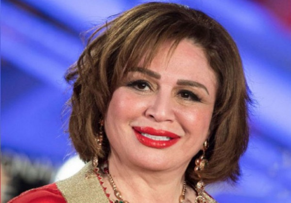 الهام شاهين سعيدة بتكريم ياسر جلال وبدعم الرئيس للفن و الفنانين